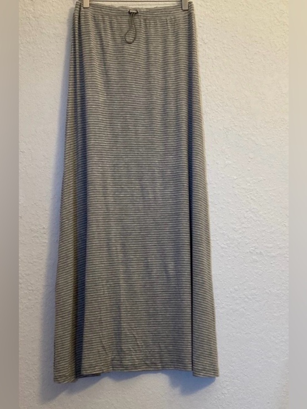 PREMISE Gray Stripe Knit Maxi Skirt. Sz S. NWT